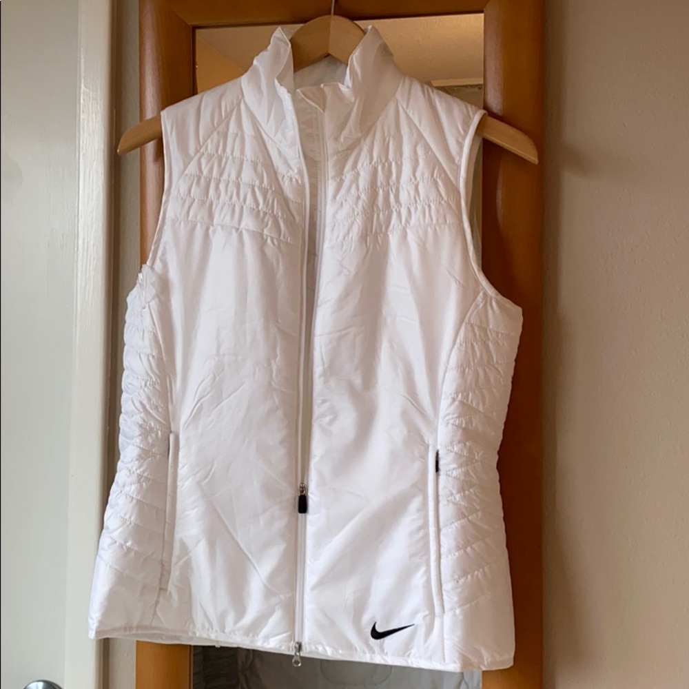 Nike Women’s Golf Vest